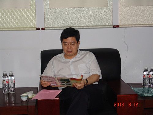 2013年8月12日,市委常委、组织部长陈平到徂徕山革命纪念园调研