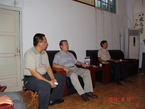 2013年8月12日,市委常委、组织部长陈平到徂徕山革命纪念园调研