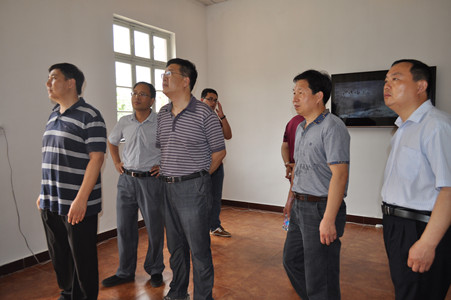 省直机关挂职书记来我馆参观学习