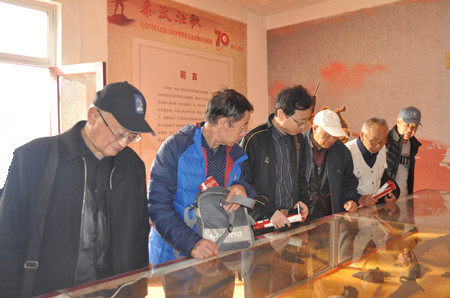 山东省泰山疗养院到博物馆参观