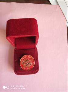 纪念徂徕山抗日武装起义80周年纪念章、纪念册