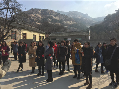 中铁十局集团第八工程有限公司开展巾帼红色主题活动