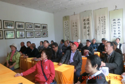 泰安市第二军休所到博物馆开展党日活动